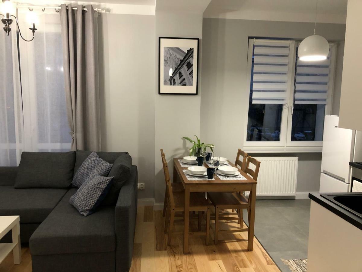 Cr Cichy Apartament W Centrum بياليستوك المظهر الخارجي الصورة